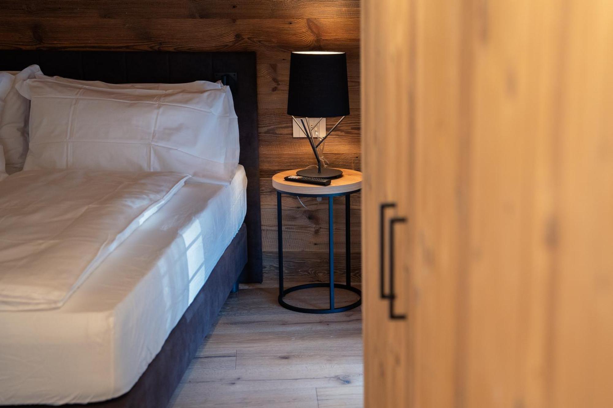Vivi Suites & Spa - Boutique Guest House Molveno Exterior foto